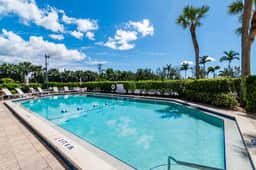Renovated Condo Offering Free Beach Access! - Image 3