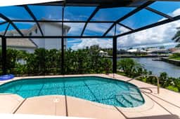 3 Bed 2 Bath Canal Home I Pool+Spa & Gulf Access - Image 3