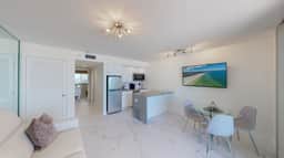 Totally Renovated Beachfront Condo at Apollo! - Image 3