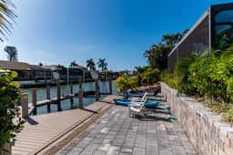 The Lighthouse" l Gorgeous Waterfront 3 Bed with Quick Access to Gulf!! - Image 5