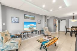2 Bed Beachfront Condo With Pool Views - Image 2