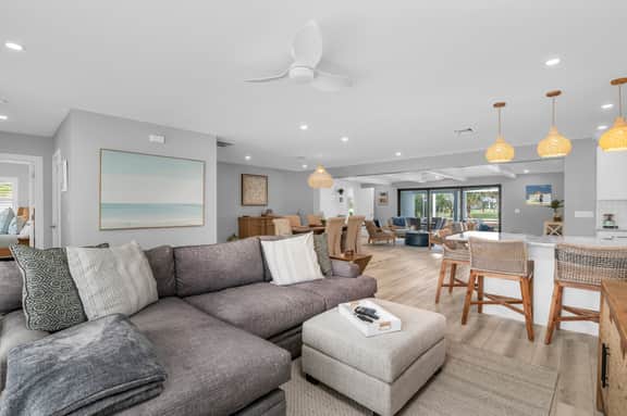 Luxury Golf-View Oasis with Heated Pool & Quiet Marco Island Location - Image 5