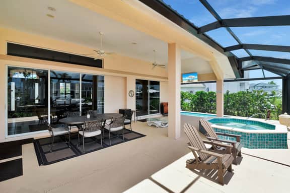 3 Bed 2 Bath Canal Home I Pool+Spa & Gulf Access - Image 5
