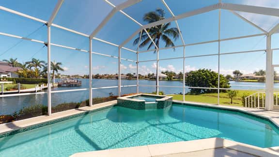 Luxury Rental Walkable To Beach With Wide Water Views I Pet Friendly - Image 3