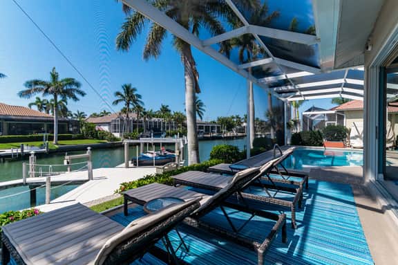 Updated 4 Bed & Waterfront I Walk to Beach - Image 2