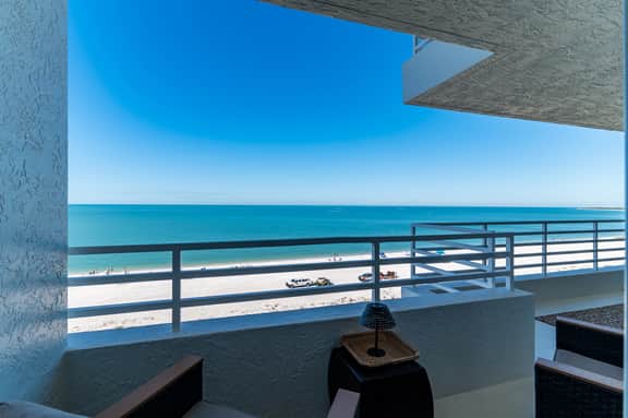 Beachfront Bliss: Charming 2-Bedroom South End Condo at Somerset Condominium - Image 5