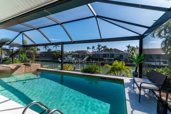 The Lighthouse" l Gorgeous Waterfront 3 Bed with Quick Access to Gulf!! - Image 3