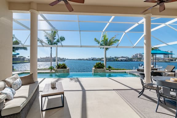 Stunning Waterfront Views, Newly Renovated 5,000 SqFt Luxe Home, Southern Exp - Image 1