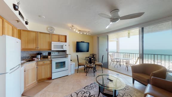 Incredible Views from this Renovated Beachfront Getaway @ the Apollo!!! - Image 1
